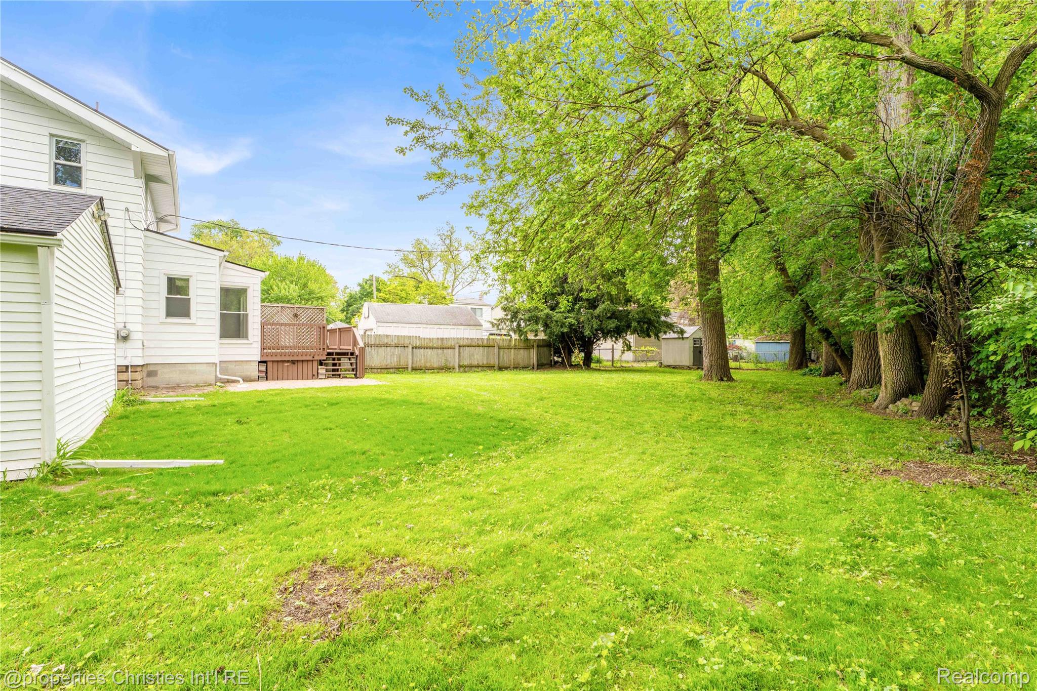 813 Catalpa Drive