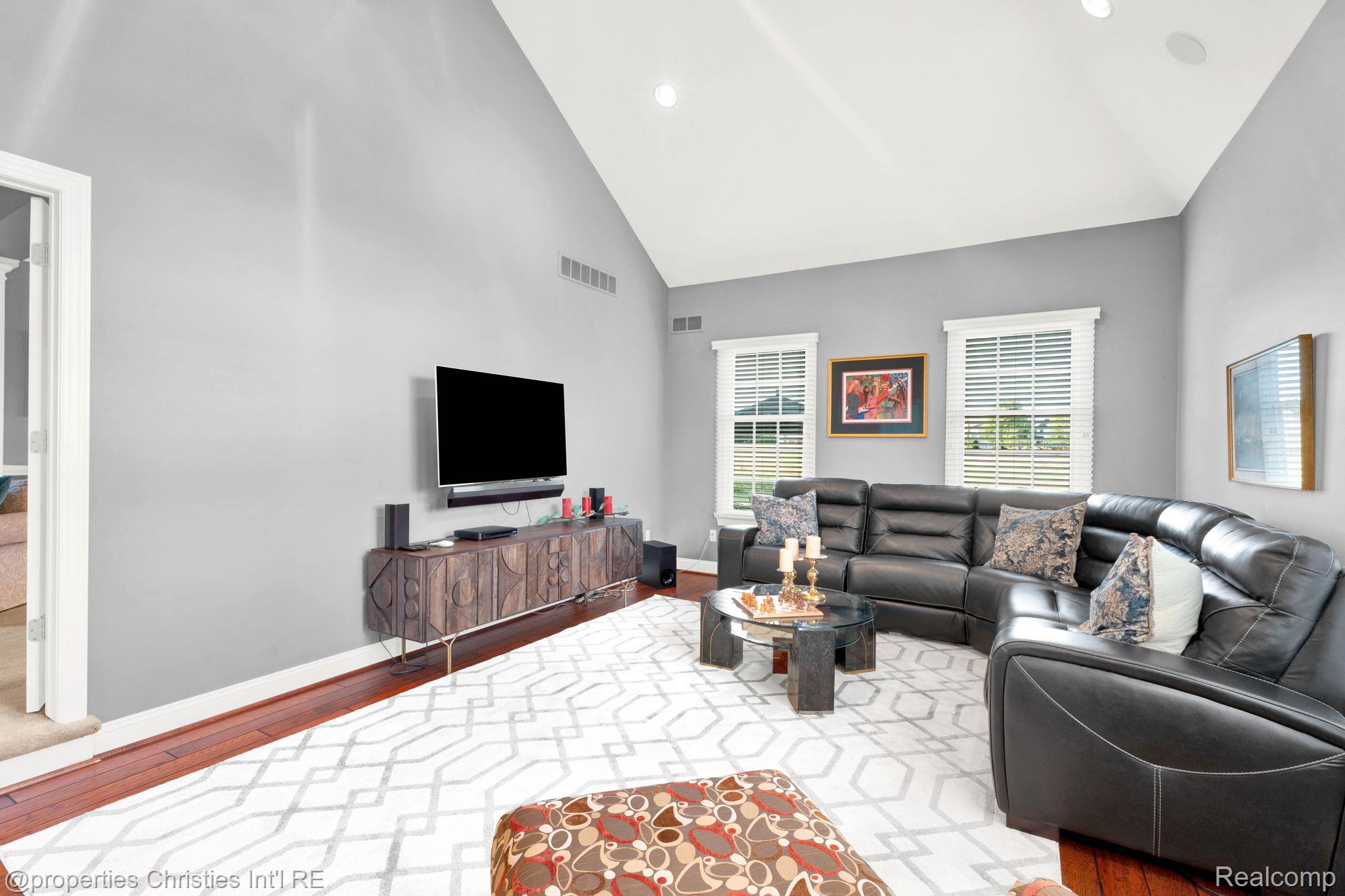 45836 Tournament Drive