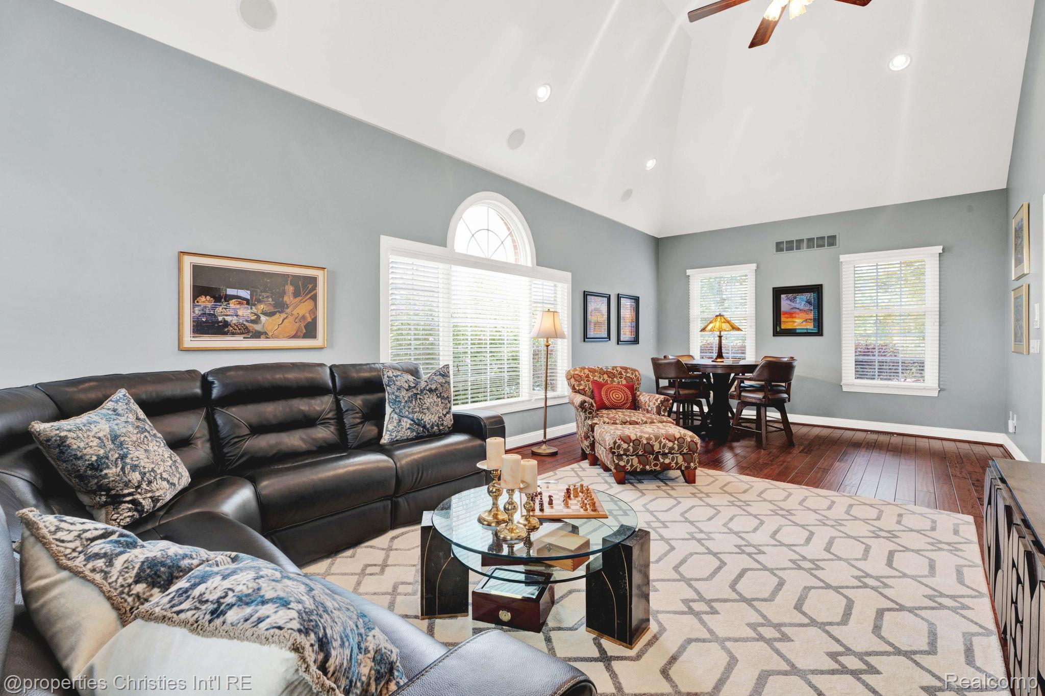 45836 Tournament Drive