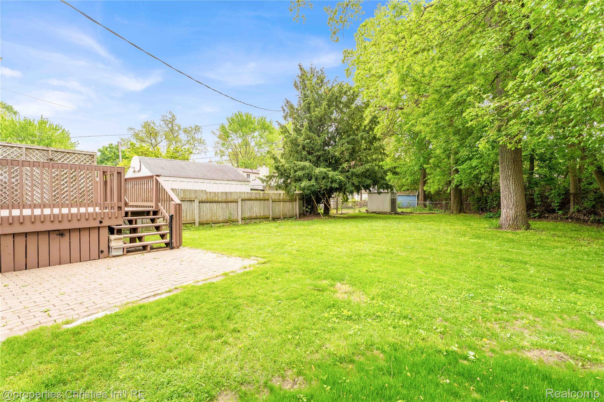 813 Catalpa Drive