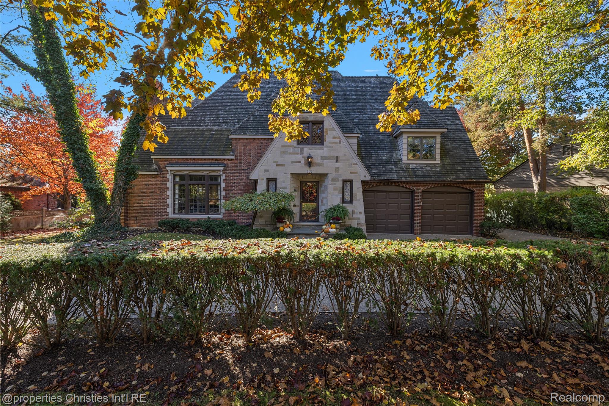 633 Hawthorne Street