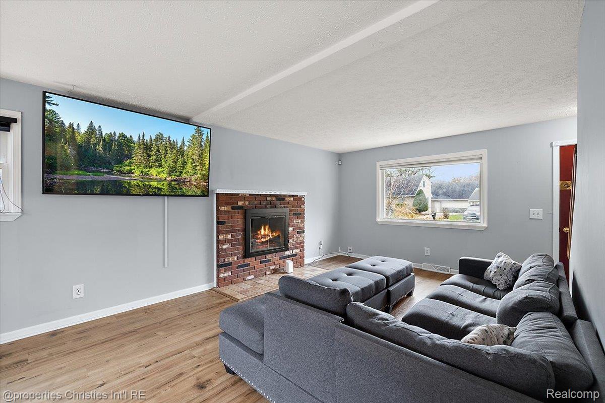 3416 Cooley Drive