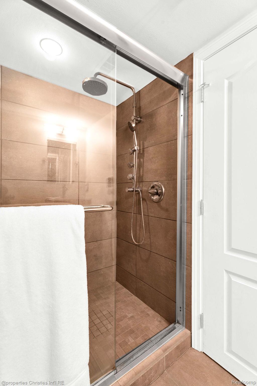 24329 Saybrook Court