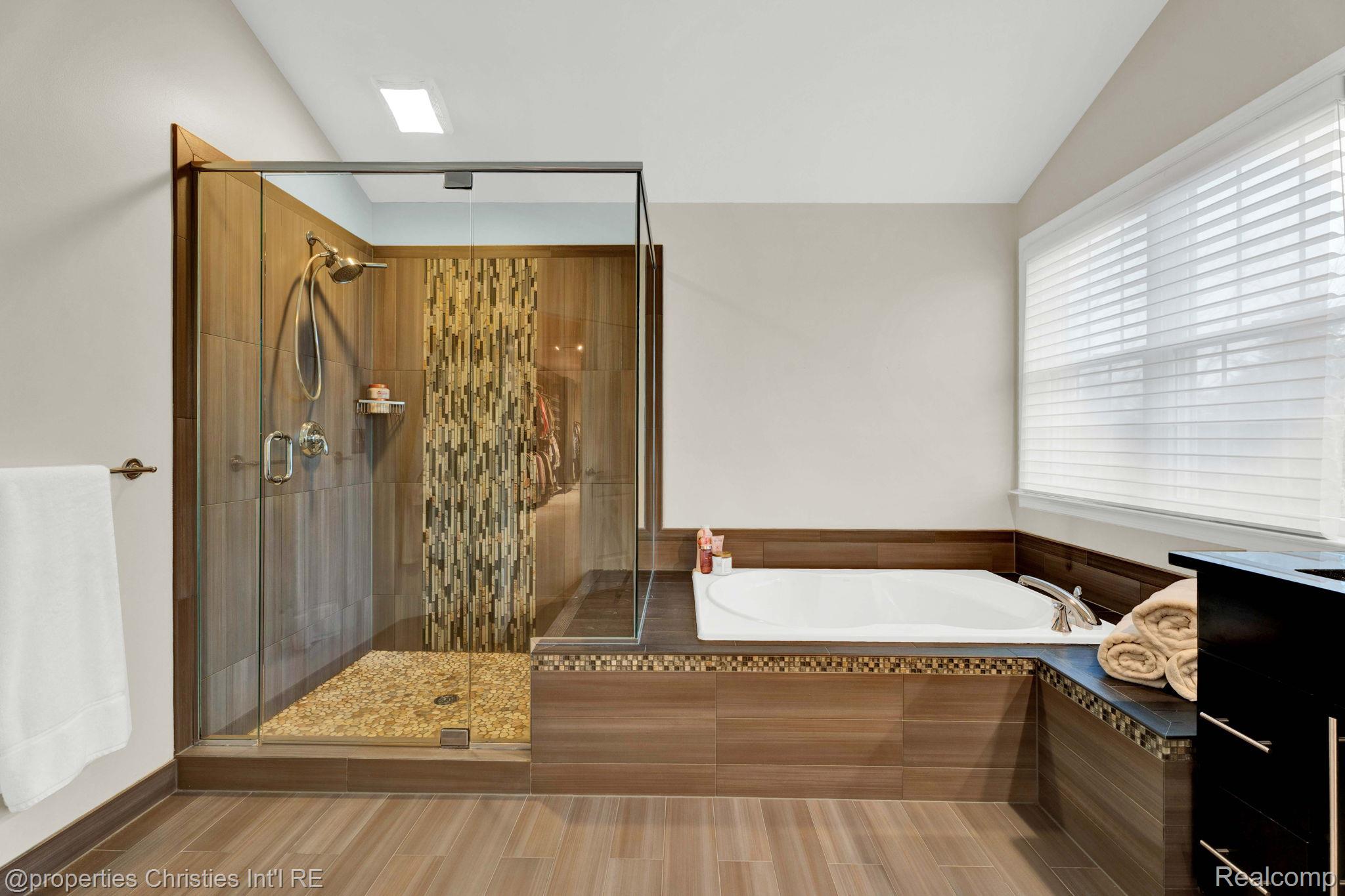 24329 Saybrook Court