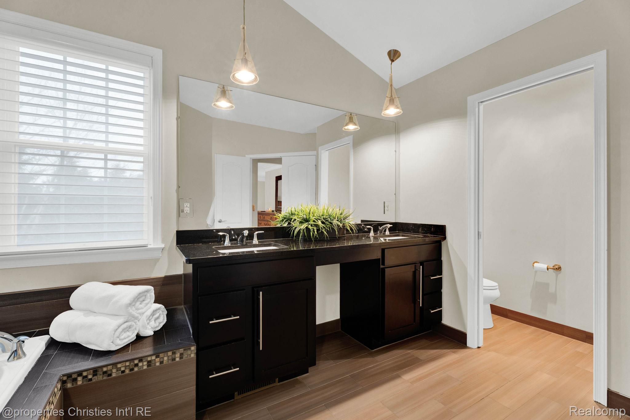 24329 Saybrook Court