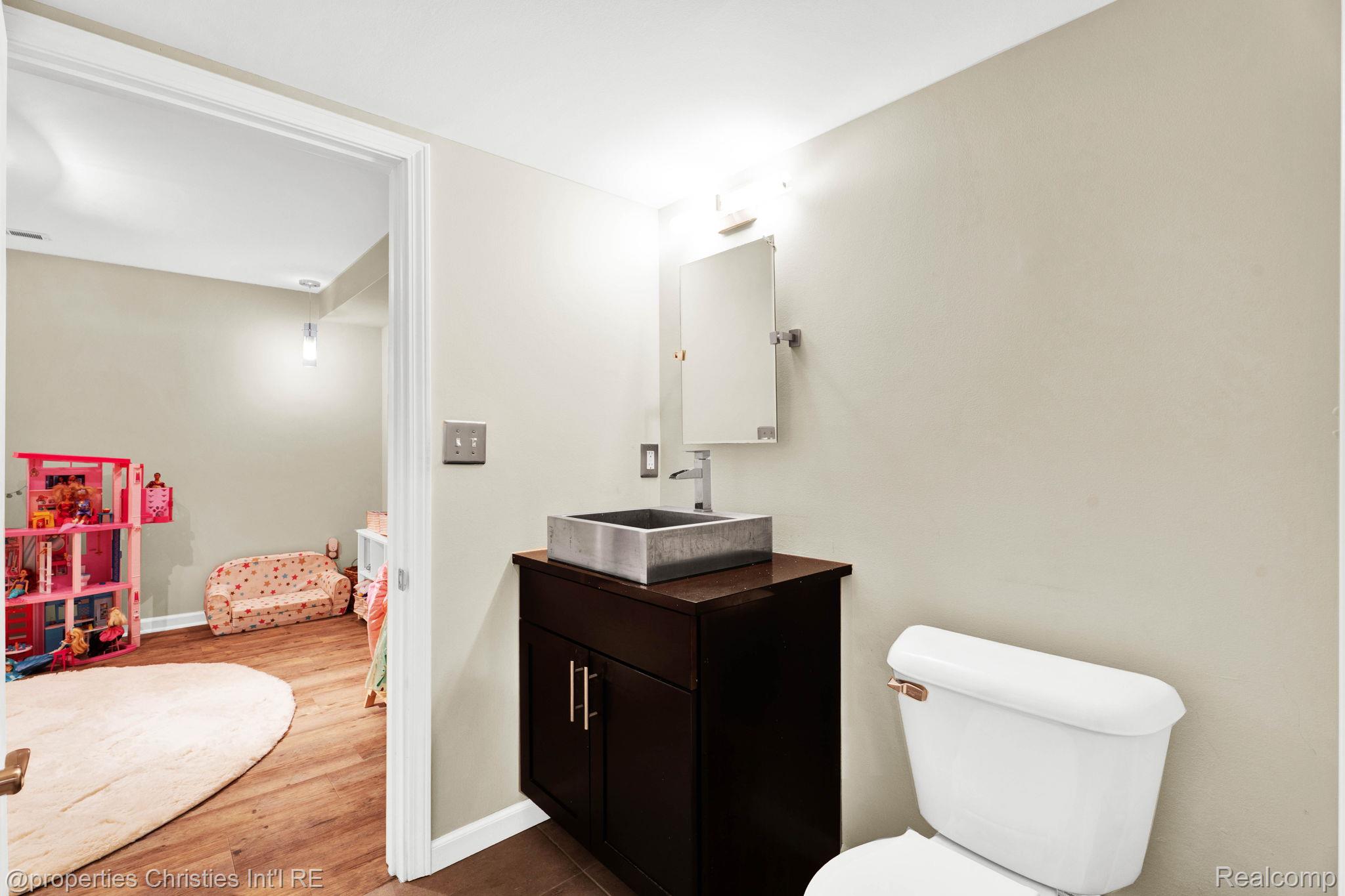 24329 Saybrook Court