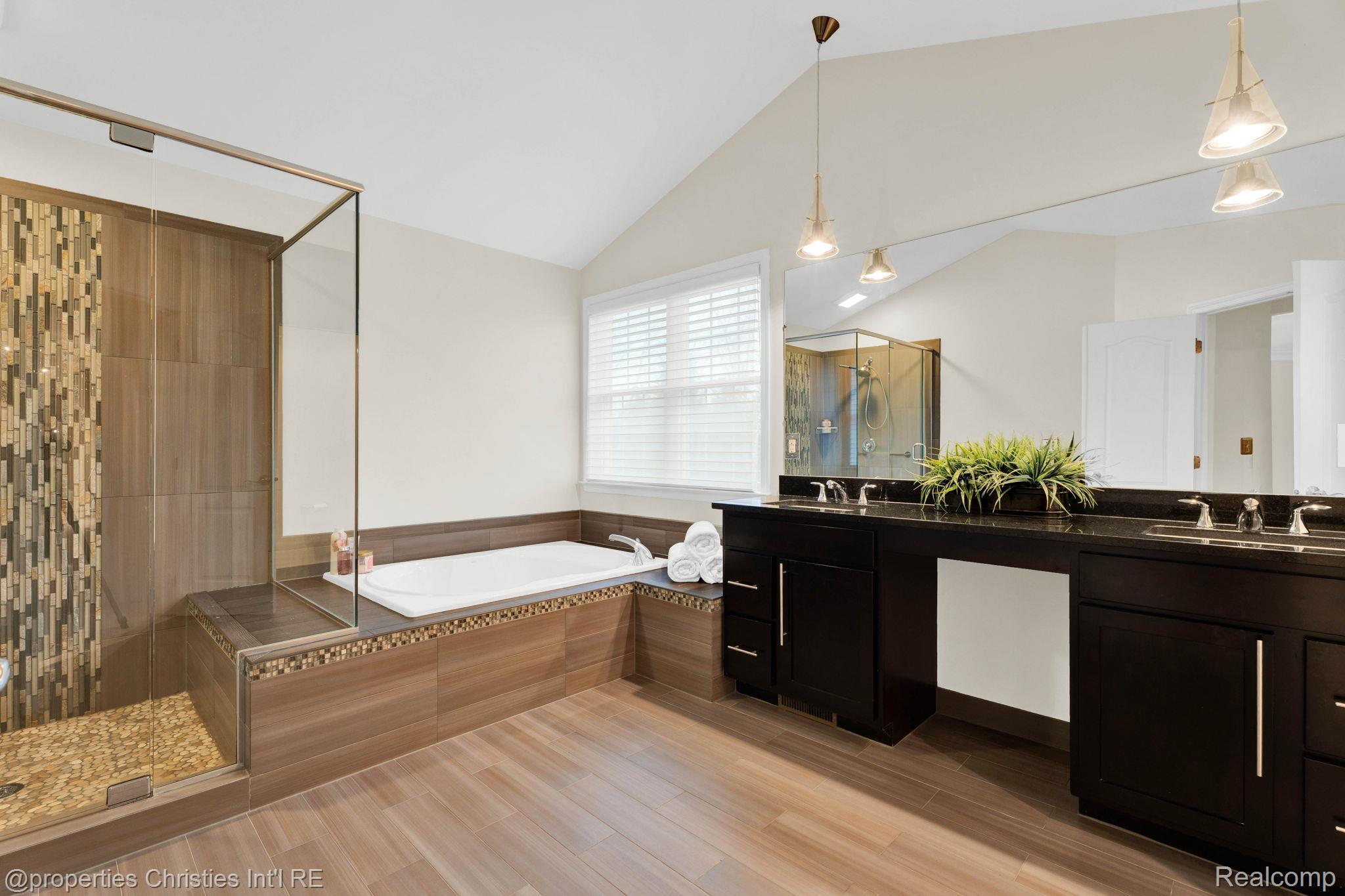 24329 Saybrook Court