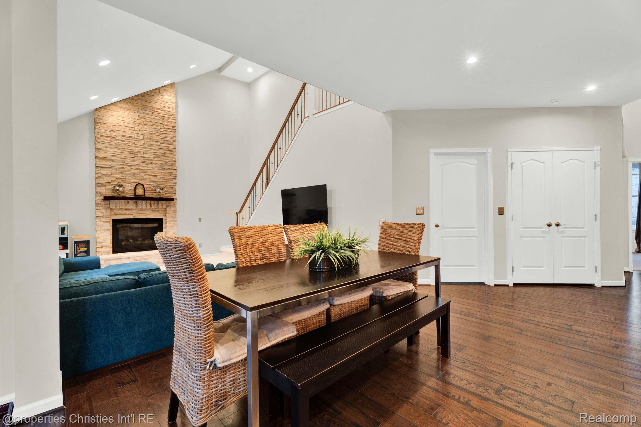 24329 Saybrook Court