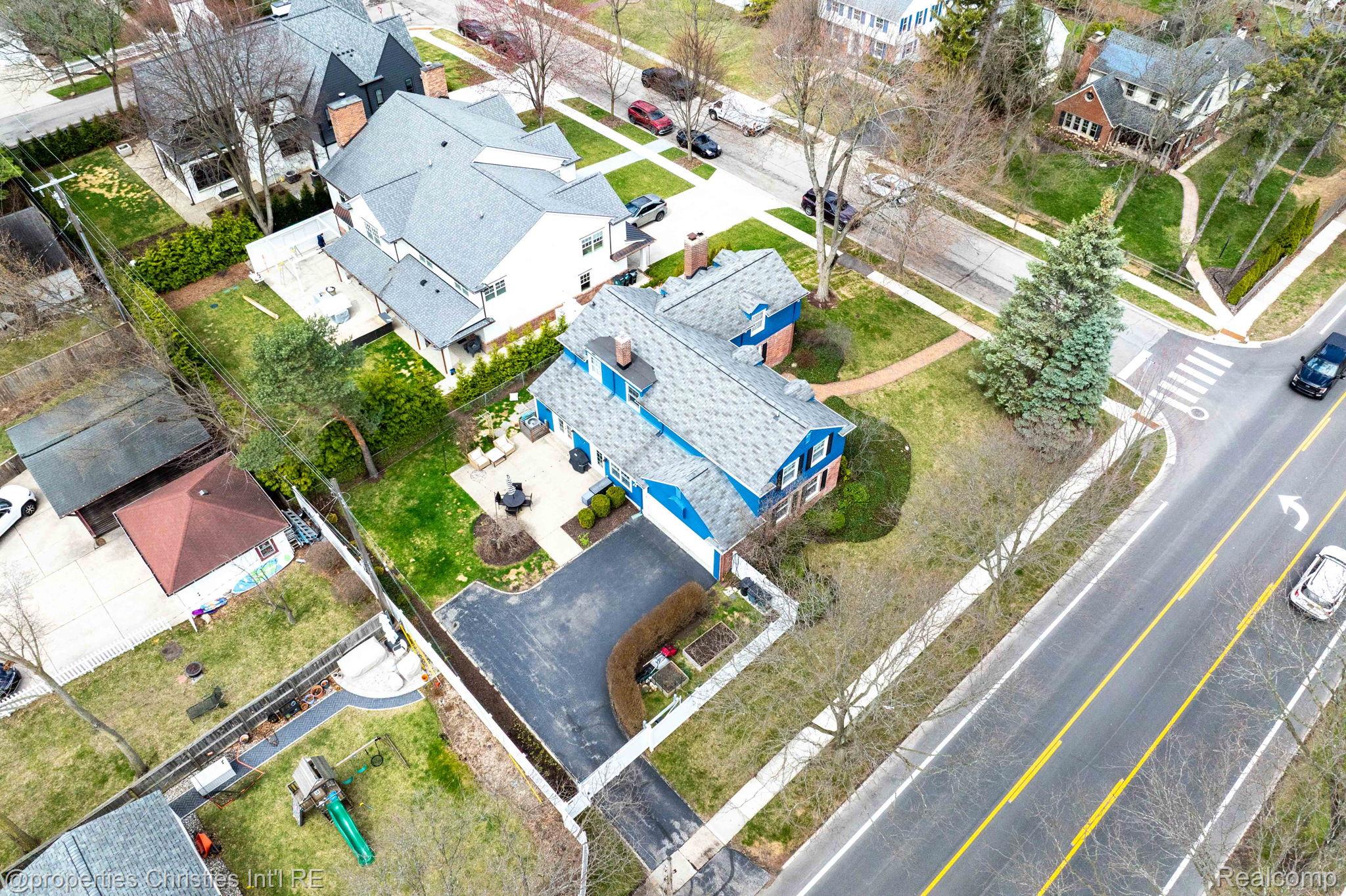 1088 Rivenoak Street