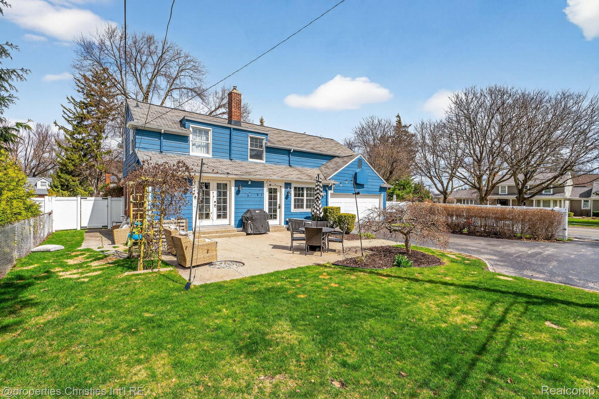 1088 Rivenoak Street