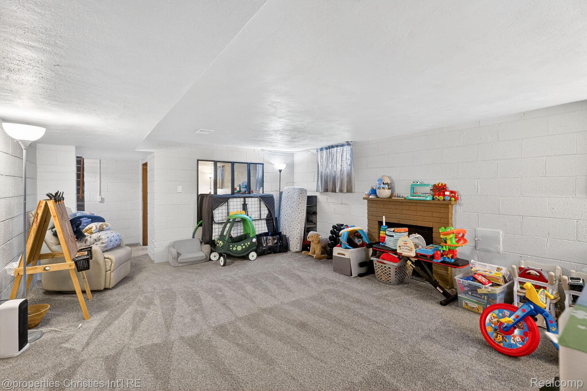 1088 Rivenoak Street