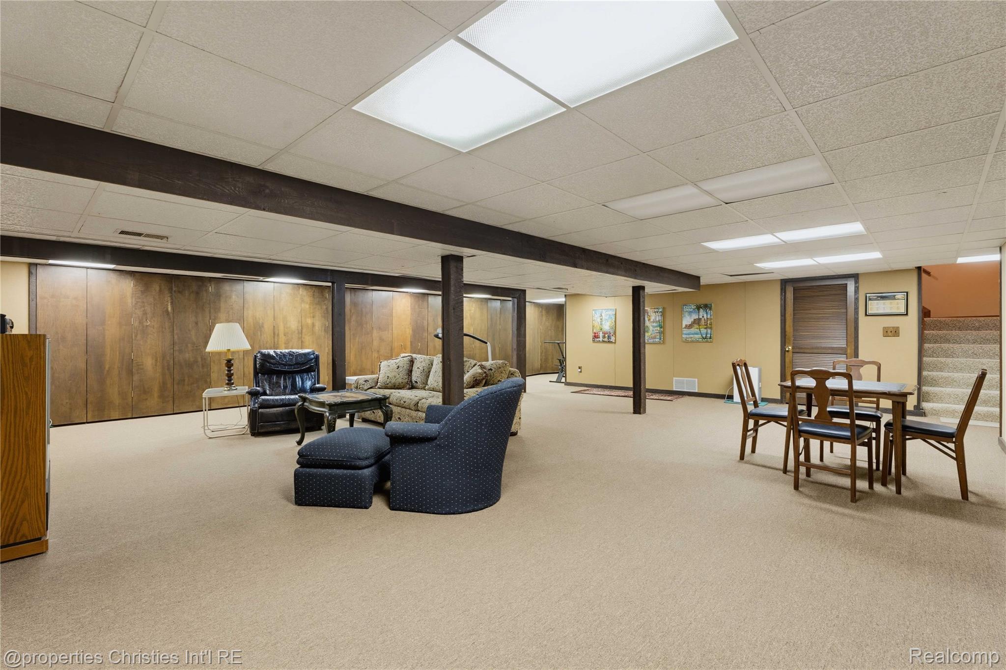 1100 Bretton Lane