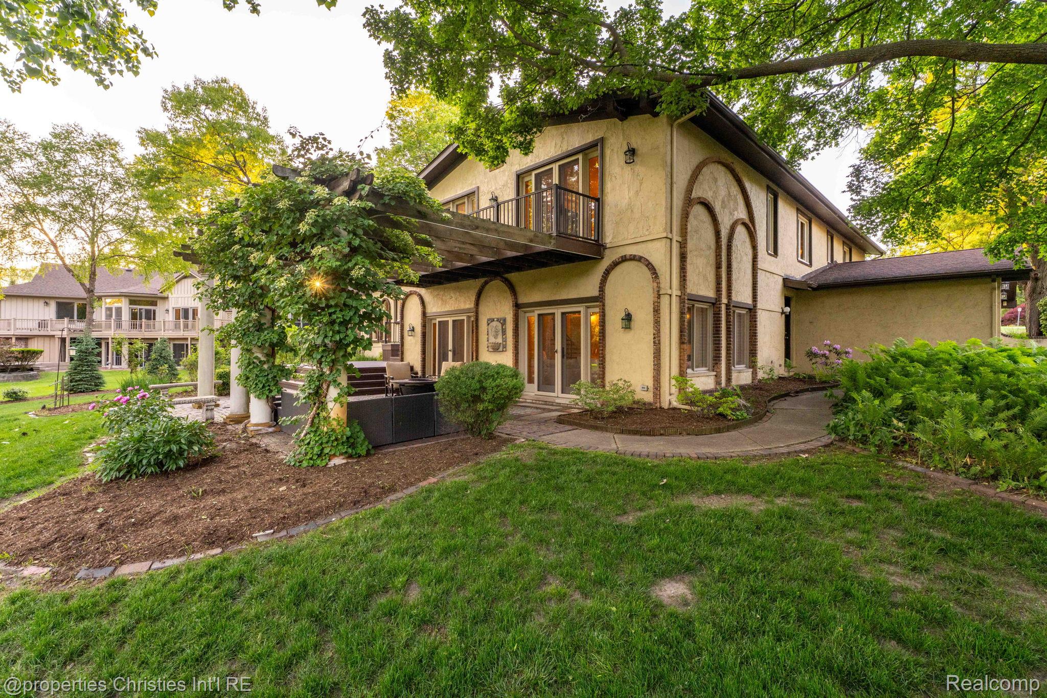 1865 Harvest Lane