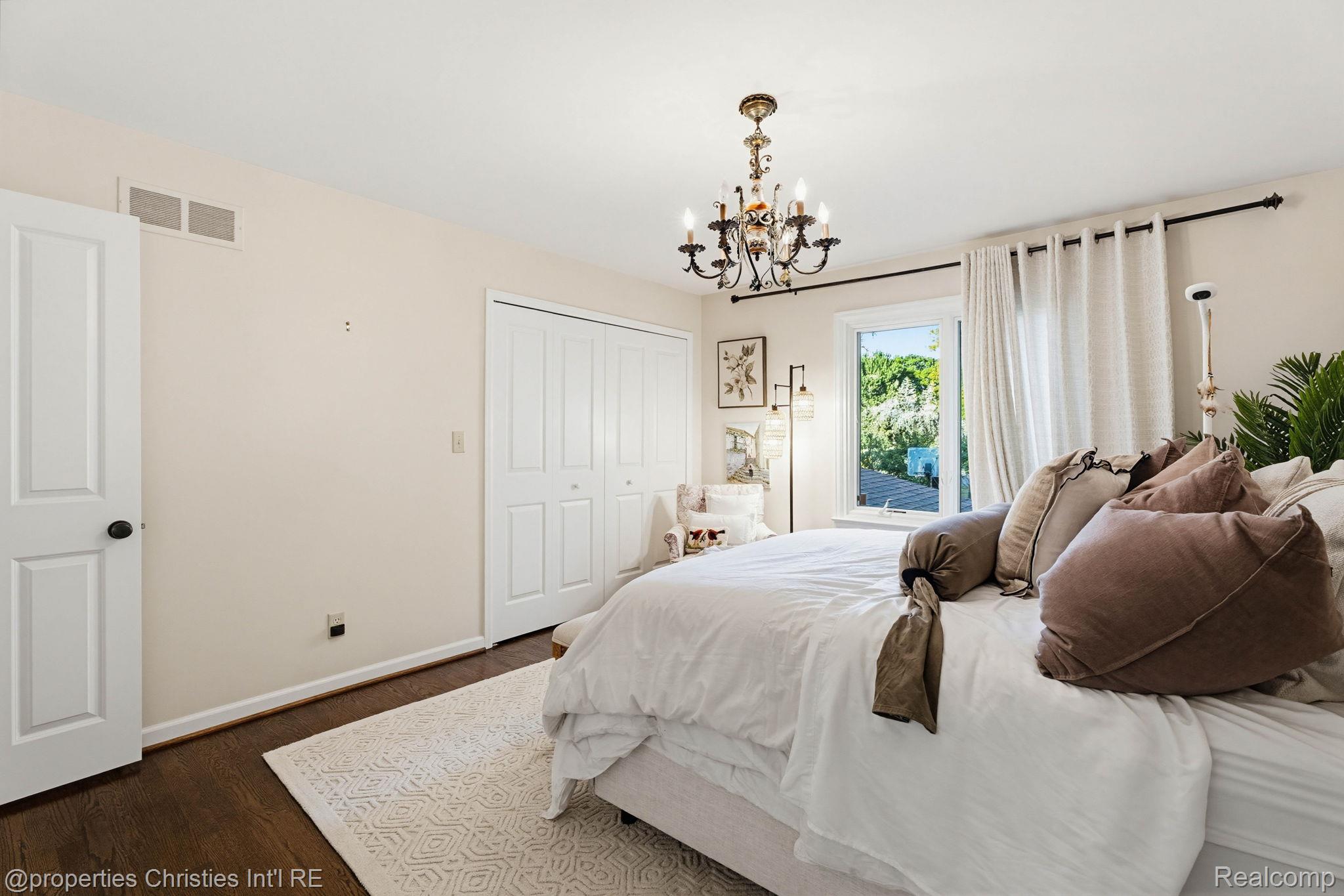 1865 Harvest Lane