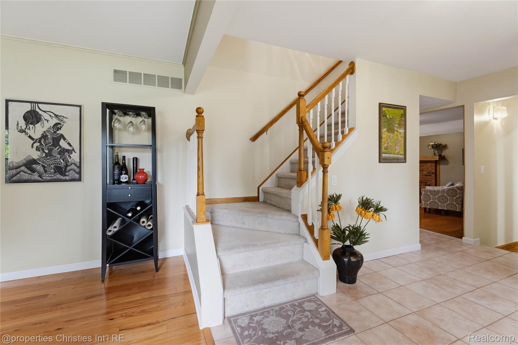1981 Condor Drive