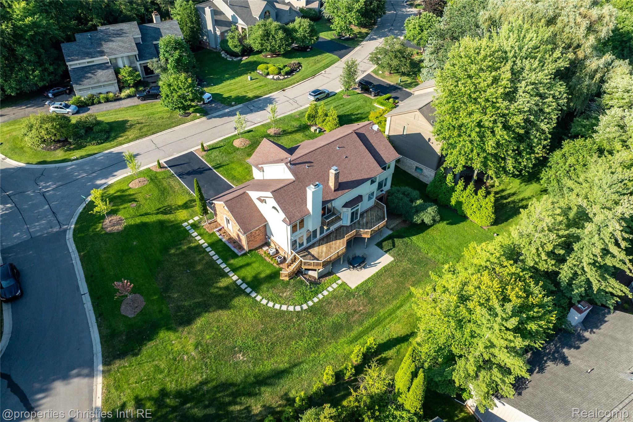 4802 Panorama Circle