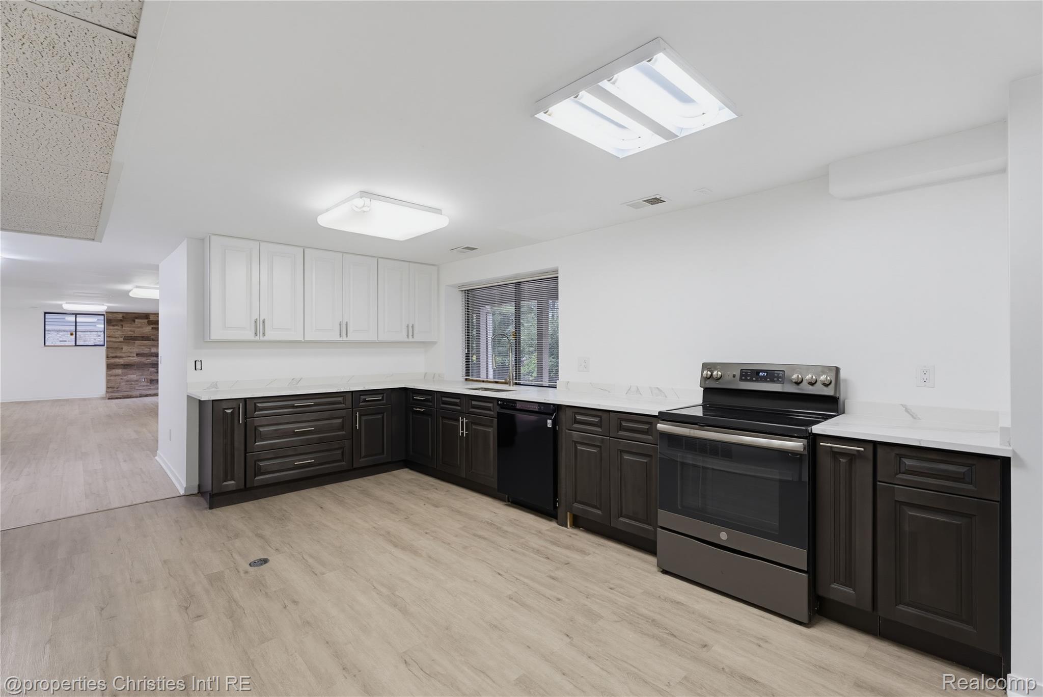 4802 Panorama Circle