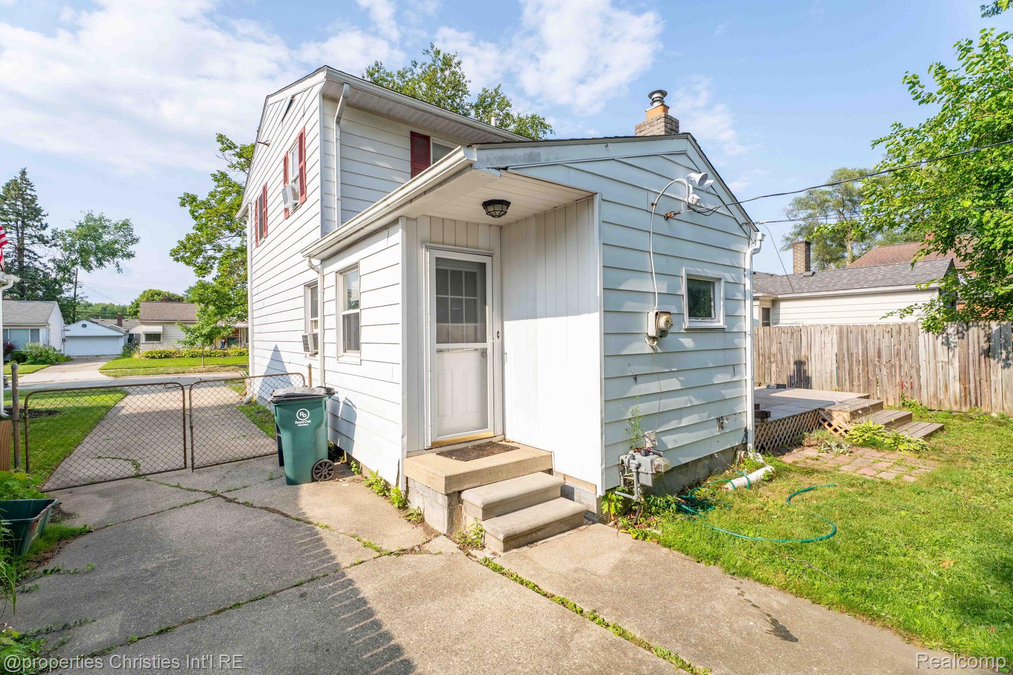 2424 Dallas Avenue