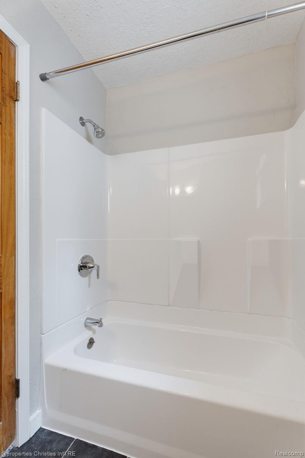 Bath Room  in the 4-bedroom Colonial home for sale at 2424 Dallas Avenue, Royal Oak City, MI,