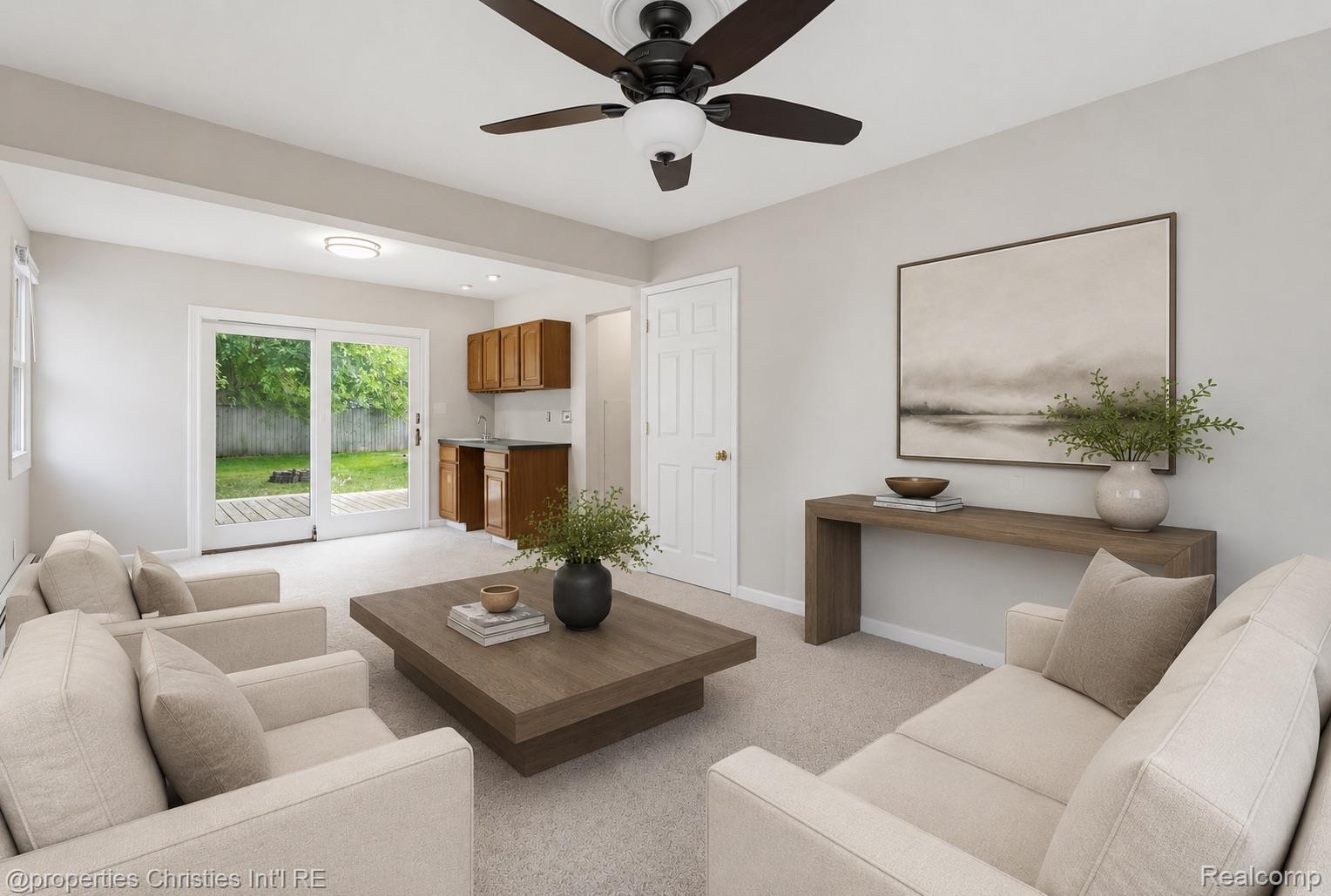 Living area in the 4-bedroom Colonial home for sale at 2424 Dallas Avenue, Royal Oak City, MI,