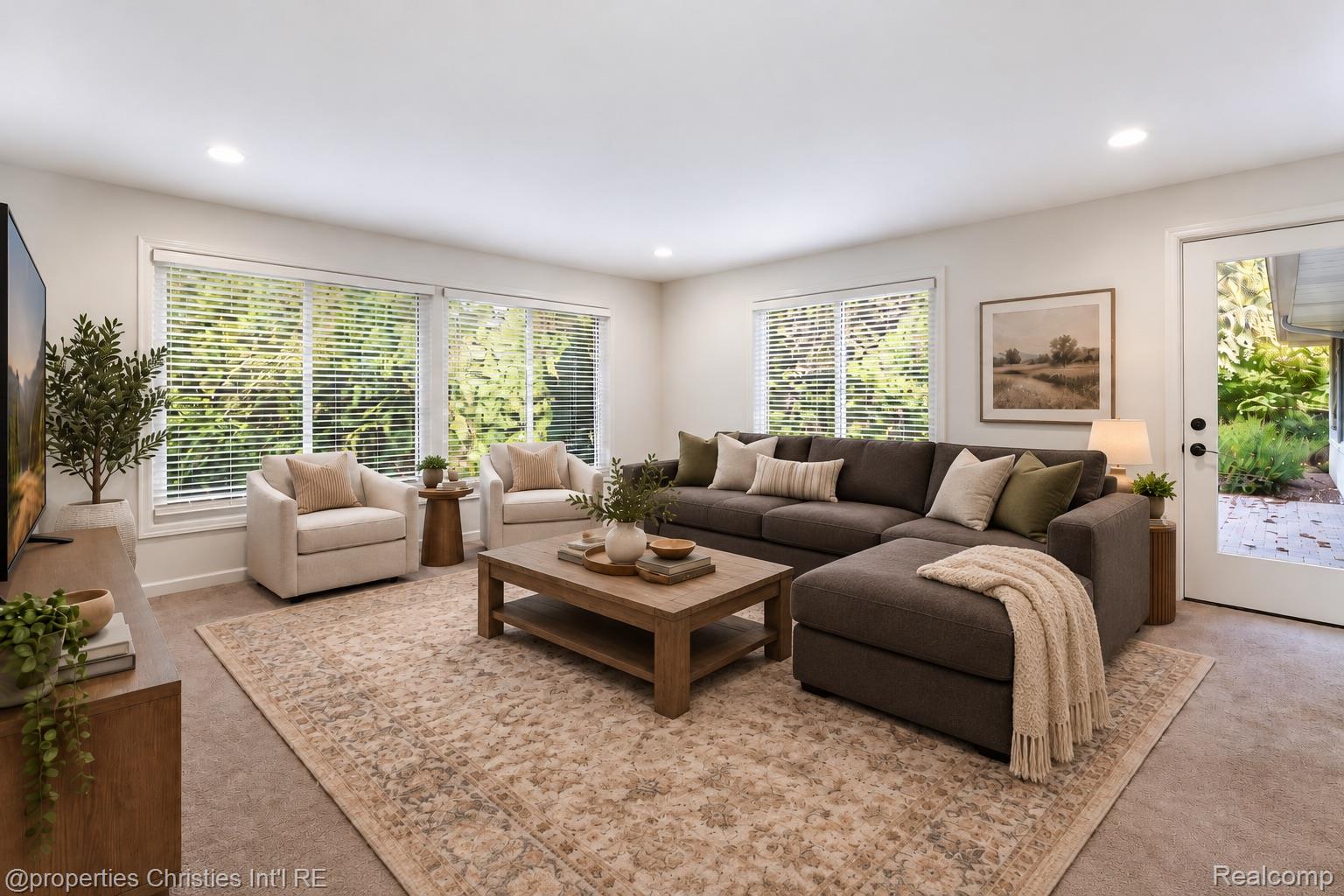 4494 Burnley DR