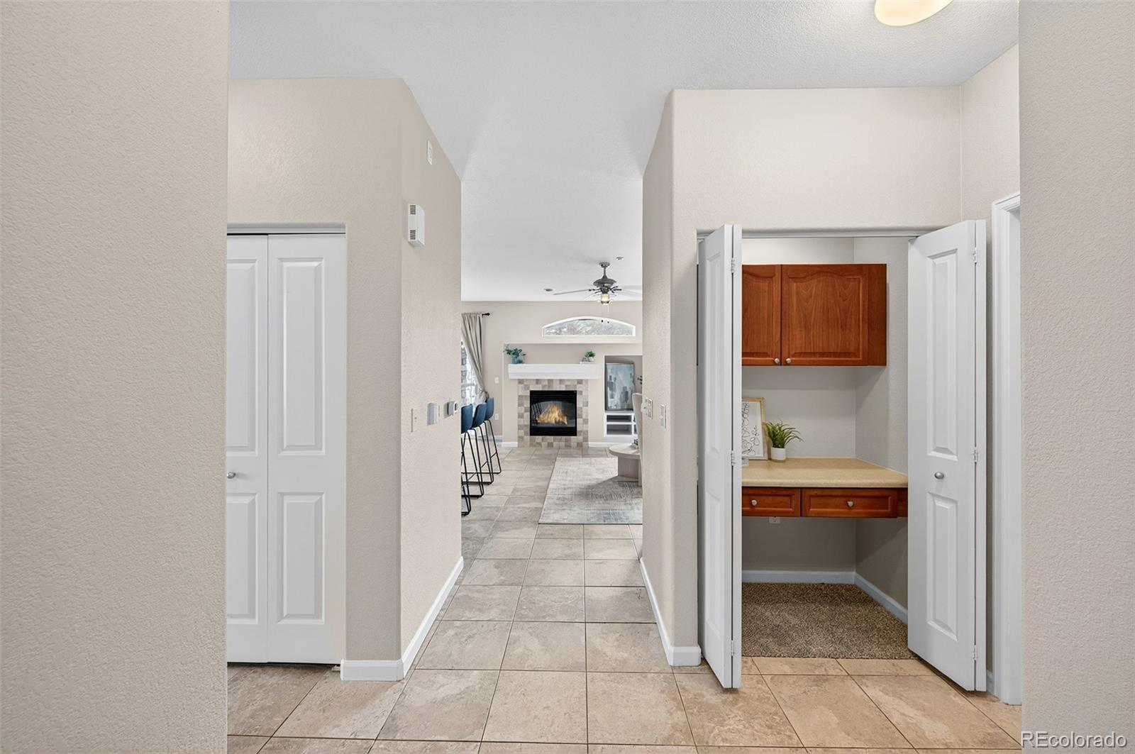 8427 S Hoyt Way Unit: 101