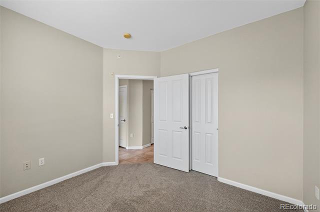 8427 S Hoyt Way Unit: 101