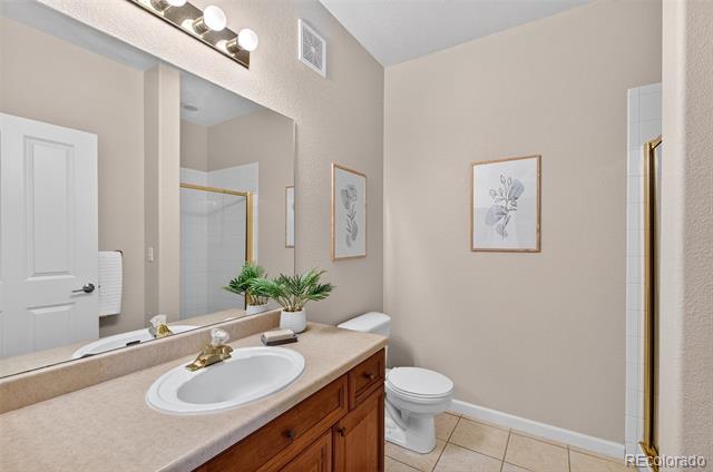 8427 S Hoyt Way Unit: 101