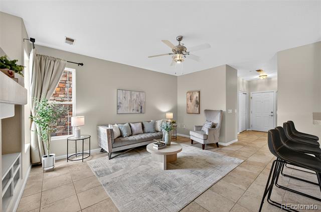 8427 S Hoyt Way Unit: 101