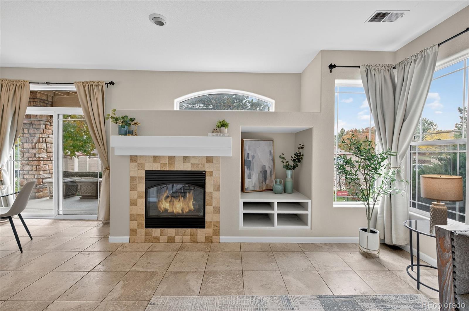 8427 S Hoyt Way Unit: 101