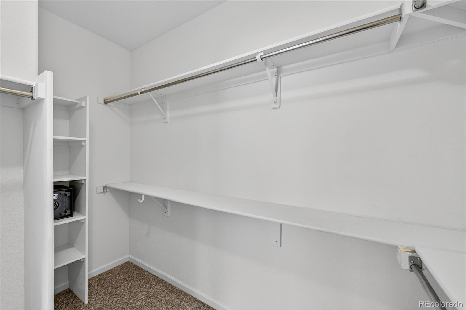 8427 S Hoyt Way Unit: 101