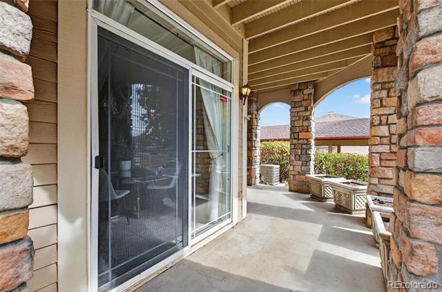 8427 S Hoyt Way Unit: 101