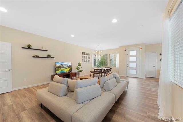 9624 Dunning Circle