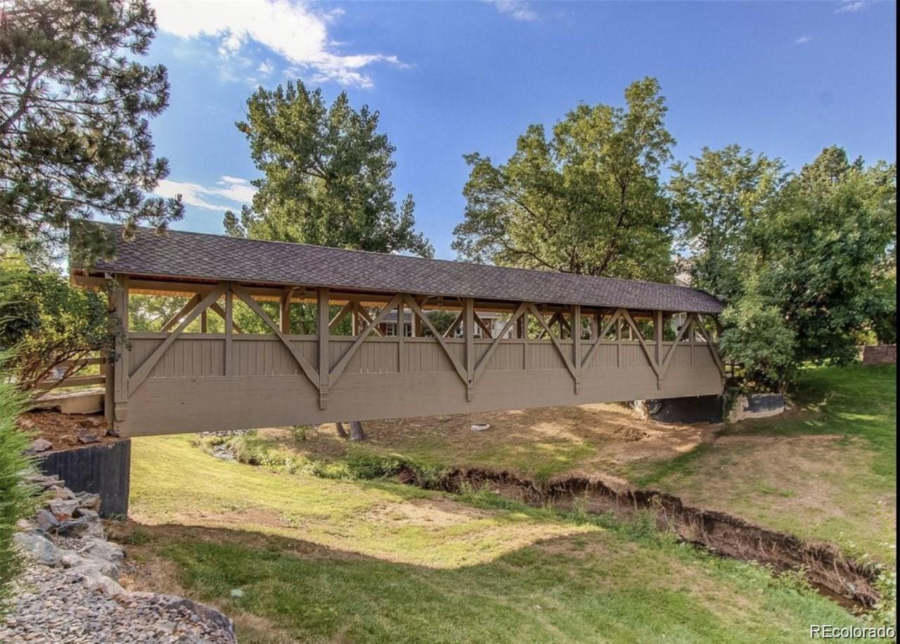 7244 E Briarwood Circle