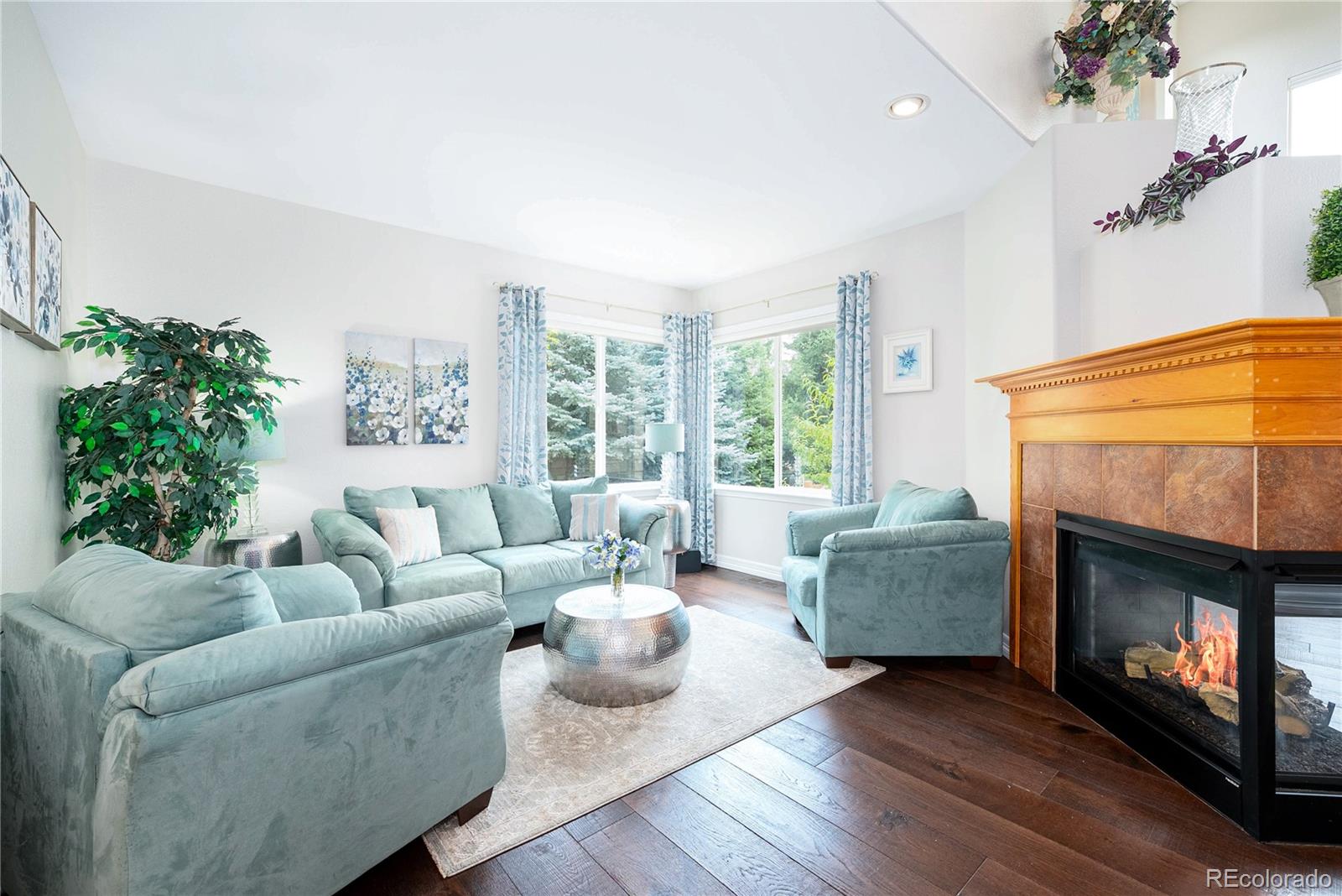 5458 W Calhoun Avenue