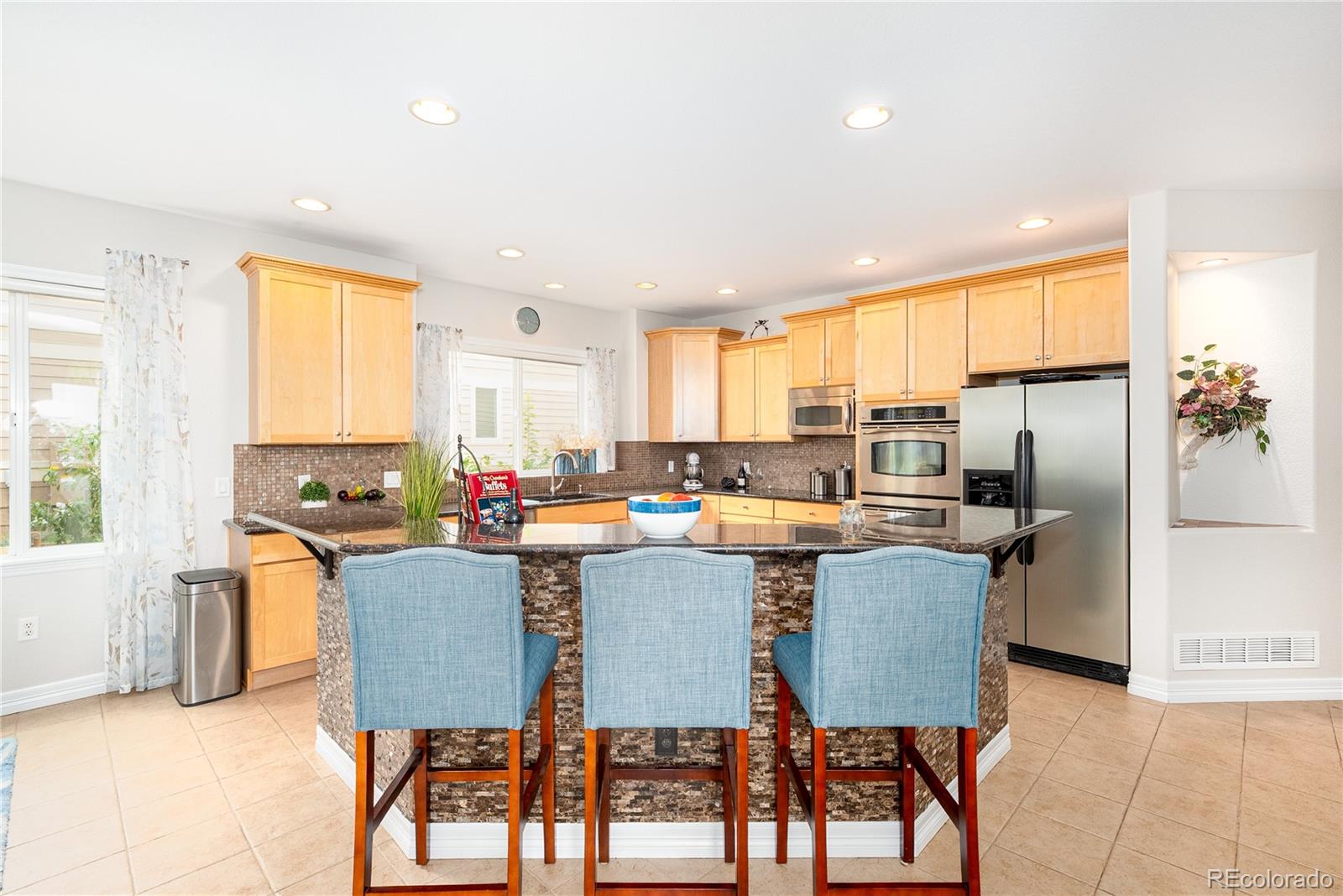 5458 W Calhoun Avenue