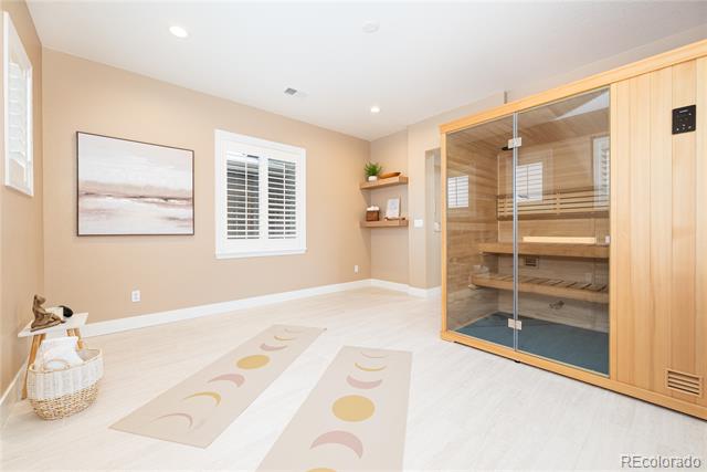 10960 Glengate Circle