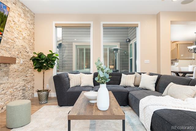10960 Glengate Circle