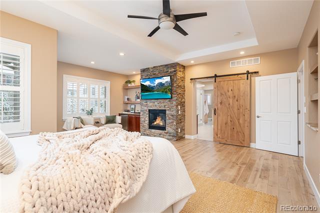 10960 Glengate Circle
