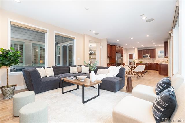 10960 Glengate Circle