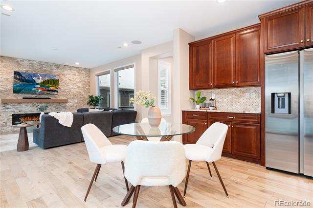 10960 Glengate Circle