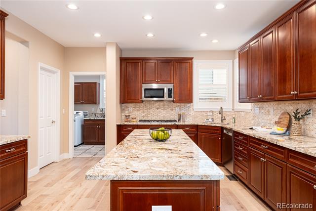 10960 Glengate Circle