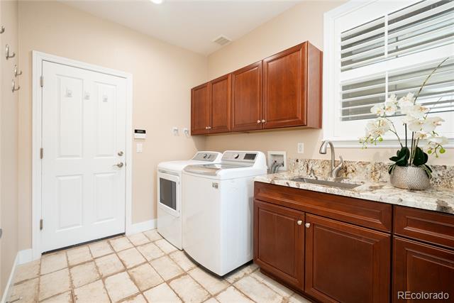 10960 Glengate Circle