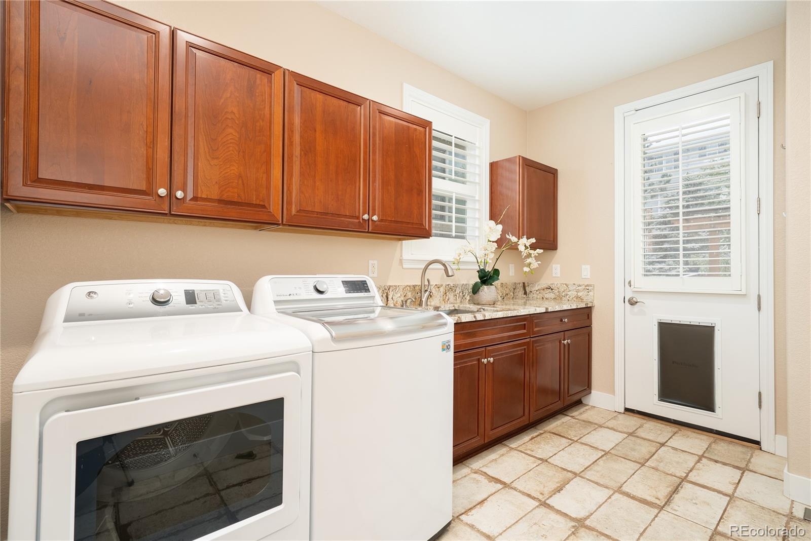 10960 Glengate Circle