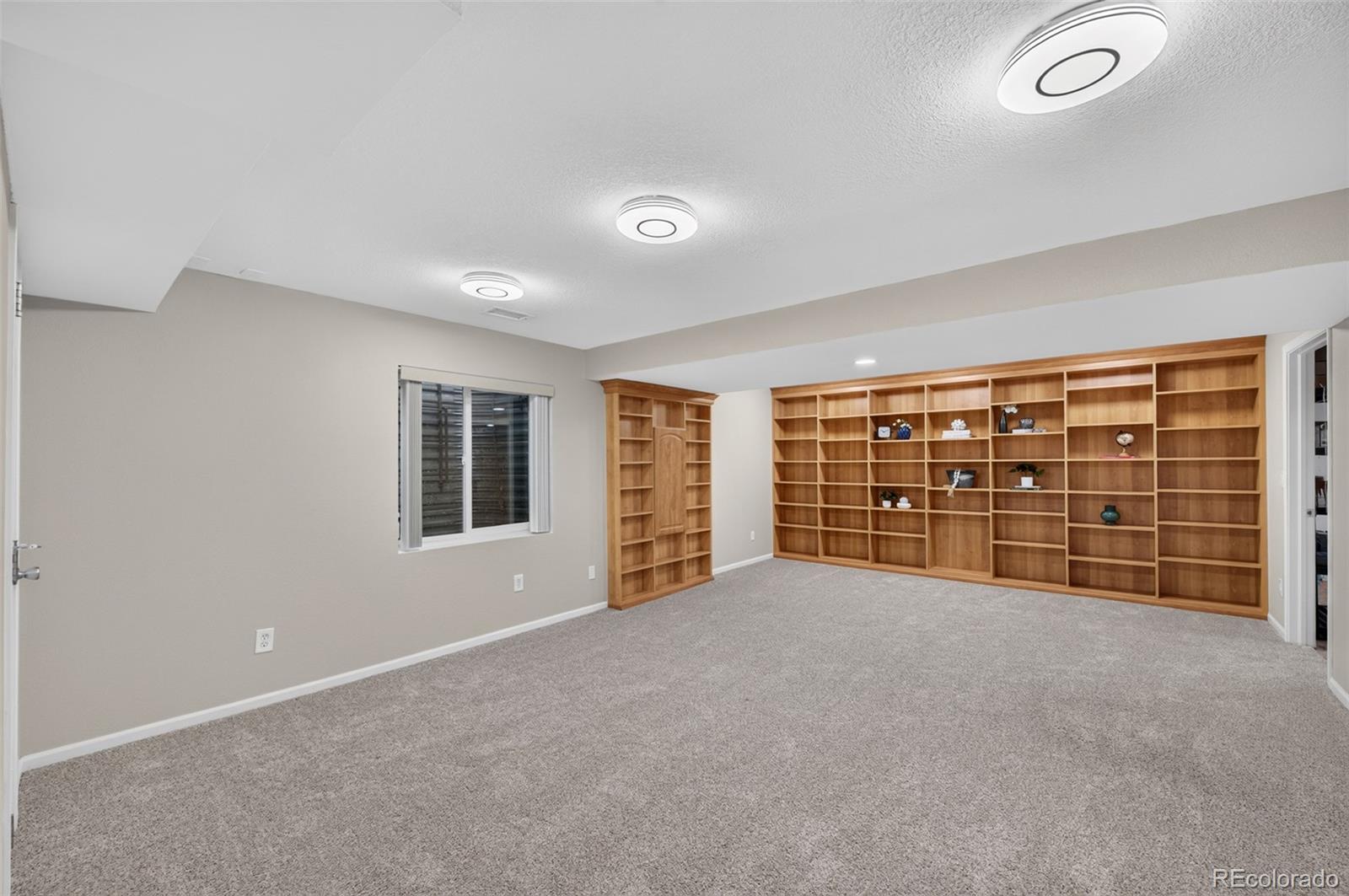 21 Woodland Circle