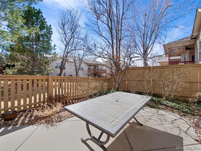 6 Woodland Circle