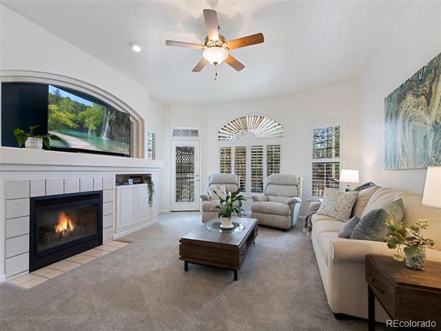 6 Woodland Circle
