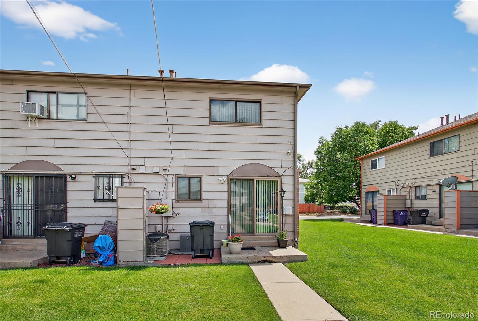 3947 W Ohio Avenue