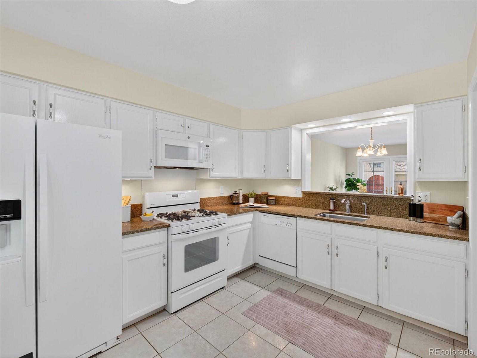 7244 E Briarwood Circle