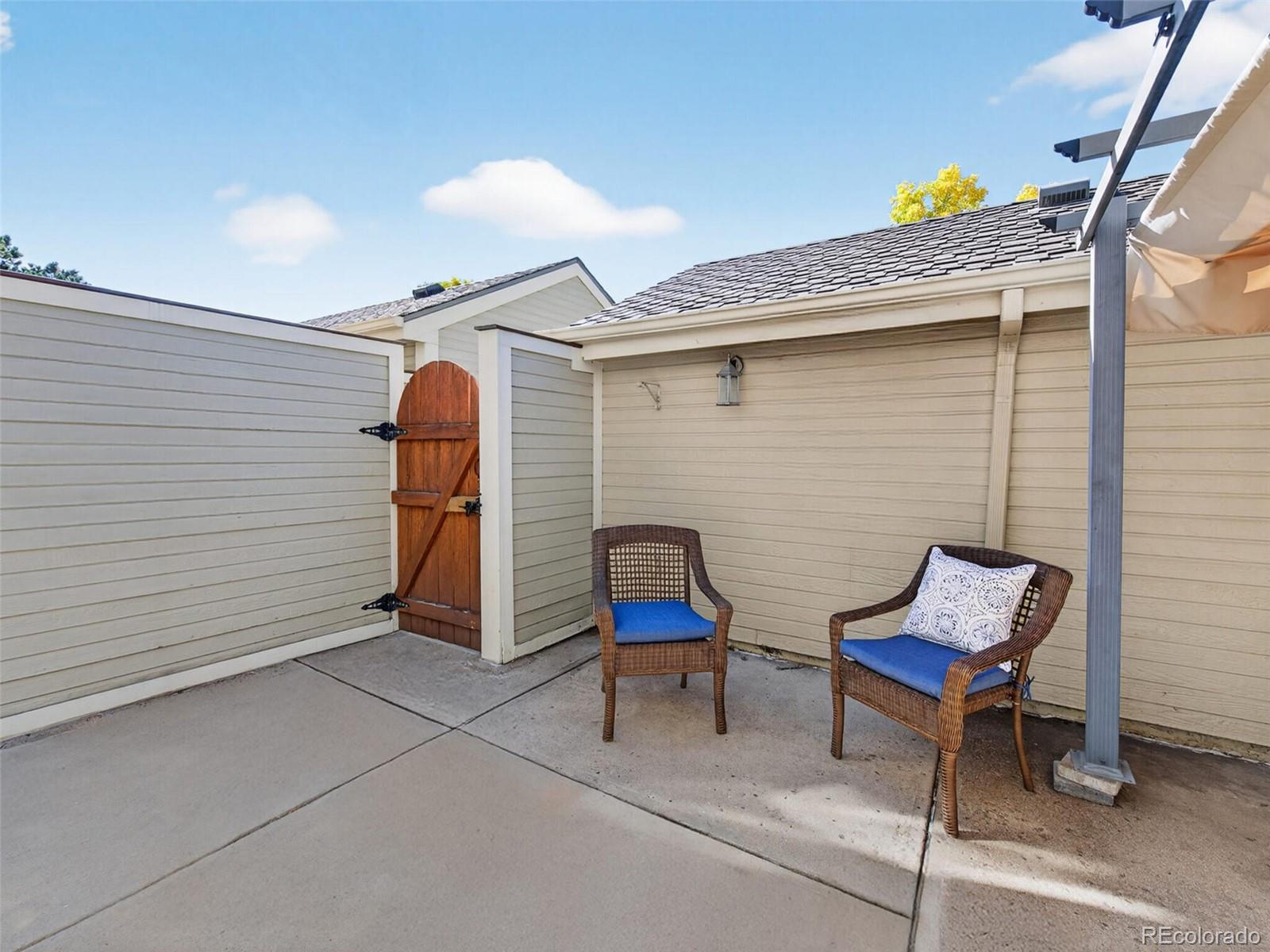 7244 E Briarwood Circle